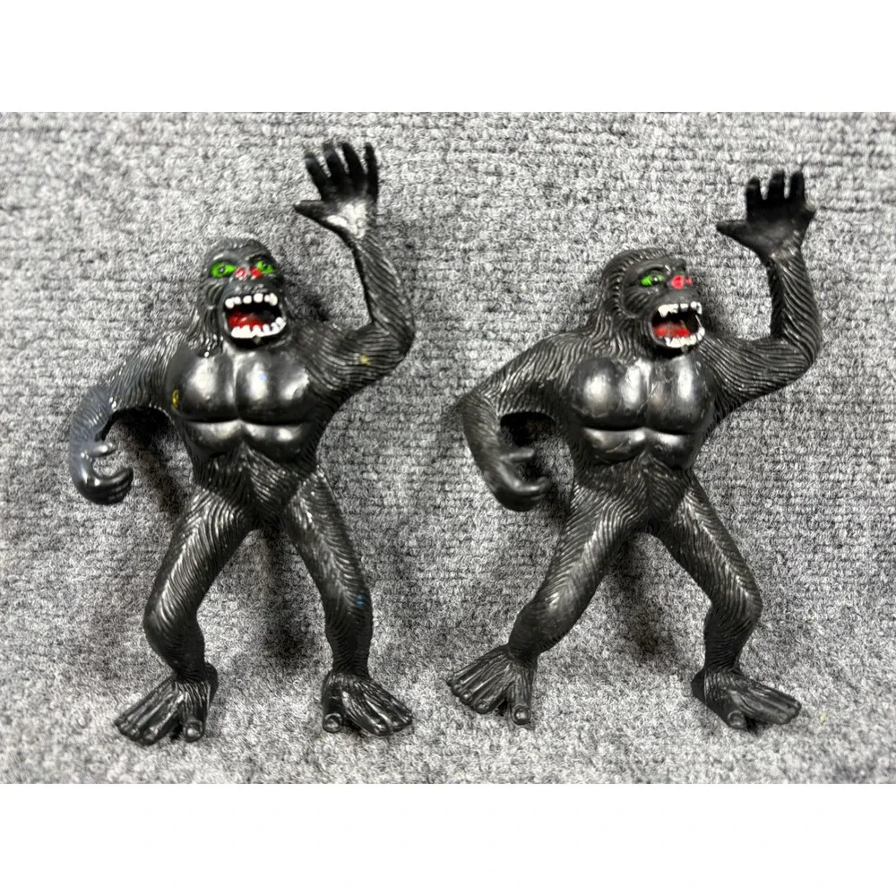 Vintage 1976 Imperial King Kong Gorilla Action Figure Lot of 2 Made in Hong Kong